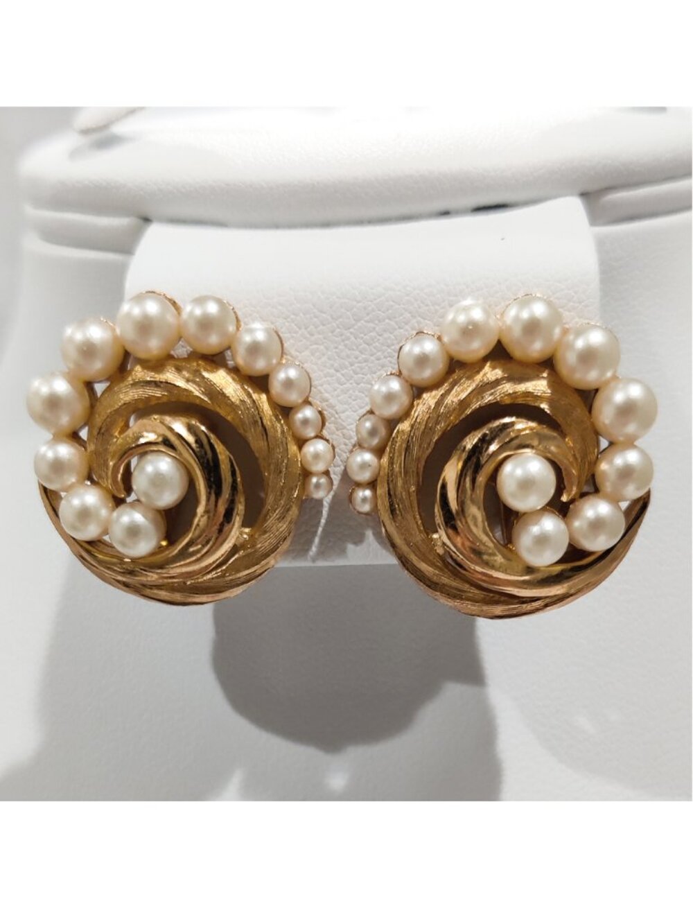 Vintage 1950-60s Crown Trifari Gold Toned Feather Faux Pearl Ocean Wave Earrings